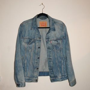 Levi’s denim jacket